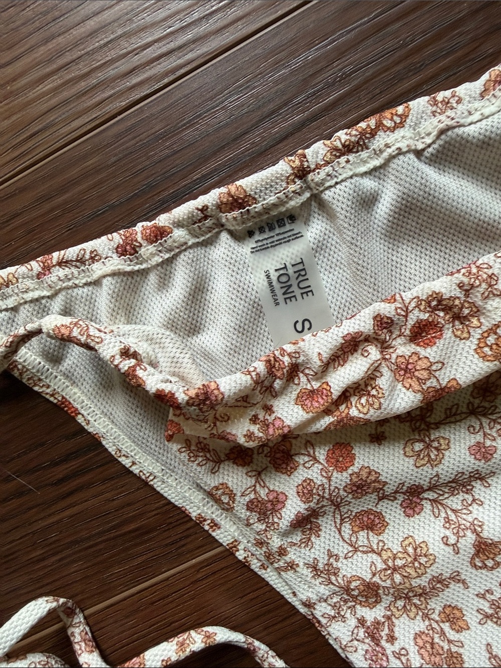 True Tone Tanning Floral Tie Bikini Set - S/M - Picture 8 of 12